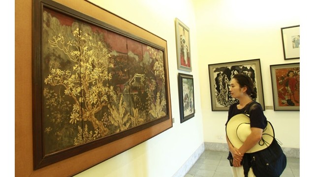 Les visiteurs au Musée des Beaux-arts du Vietnam. Photo : http://kinhtedothi.vn