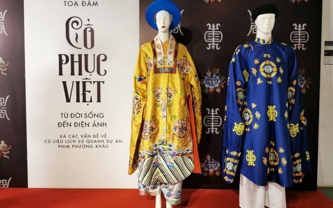 Anciens costumes vietnamiens présentés au film « Phuong Khâu », premier film sur le complot au harem du Vietnam. Photo : NDEL.