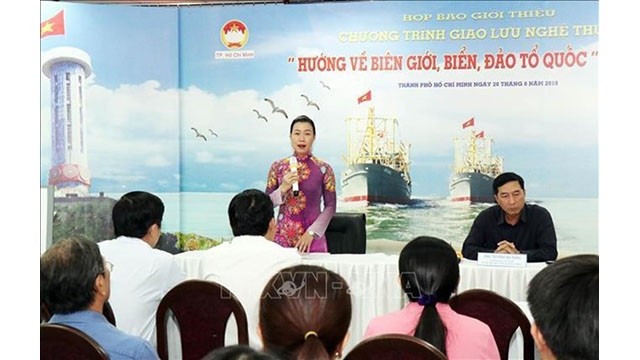La conférence de presse sur le programme "Pour la mer et les îles vietnamienens". Photo : VNA.