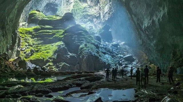 La grotte de Son Doong attire de plus en plus de touristes. Photo : tapchicongthuong.vn