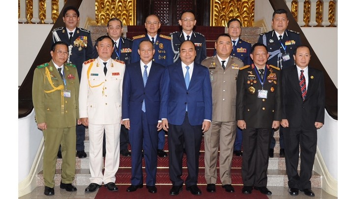 Le Premier ministre Nguyên Xuân Phuc et les chefs de délégations participant à l'ASEANAPOL 39. Photo : Trân Hai/NDEL.