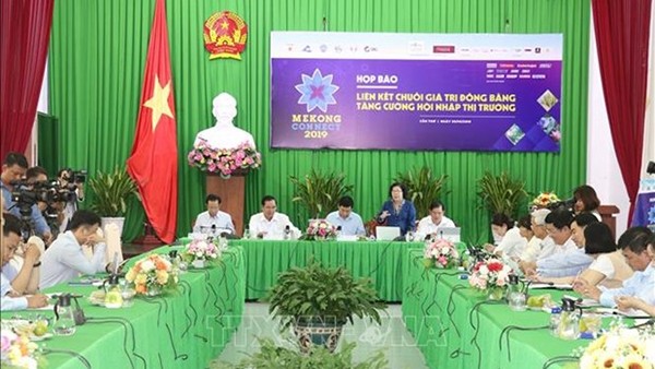 Conférence de presse pour présenter le forum économique Mekong Connect 2019. Photo : VNA.
