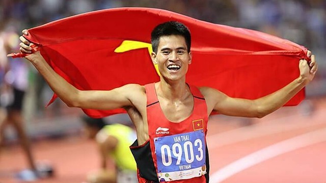 Duong Van Thai remporte l'or dans une course de 800 mètres. Photo : vnexpress.net.