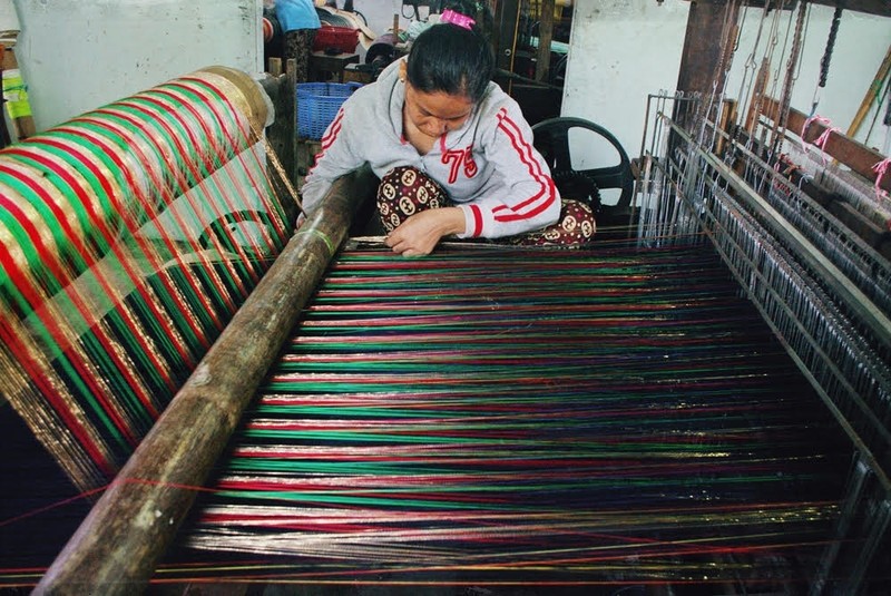 Ninh Thuân est connue comme la terre où vivent les plus nombreux des Cham du pays. Le village de poterie Bàu Truc et le village de tissage My Nghiêp sont considérés comme les deux représentants les plus représentatifs de l'ethnie Cham de cette province. Ce sont également deux des villages artisanaux les plus anciens d'Asie du Sud-Est. Photo: NDEL