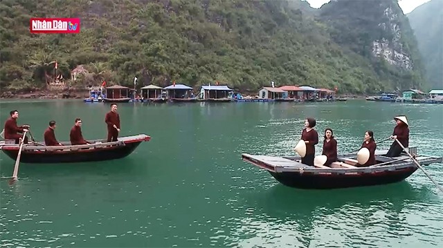 Cua Van, l'un des anciens villages flottants les plus pittoresques du monde