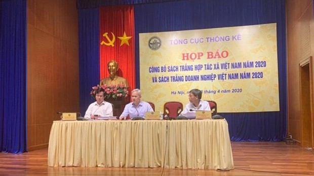 La cérémonie de publication du Livre blanc des coopératives du Vietnam. Photo : VNA.