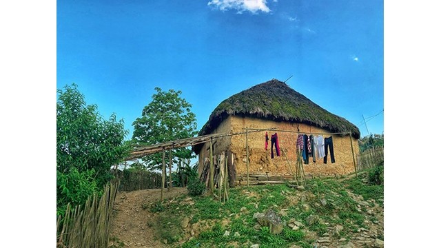 La maison aux murs de terre fortifiée de l'ethnie Hà Nhi. Photo : VOV.
