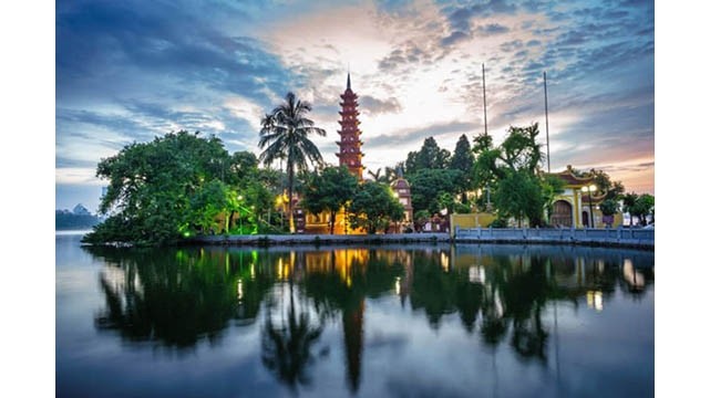 Possédant de nombreux anciens temples et pagodes et des marchés animés, Hanoi est l’une des destinations touristiques les plus attrayantes au Vietnam. Photo: www.hanoimoi.com.vn