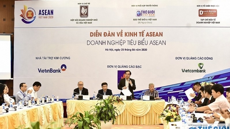 Forum sur l’économie et les entreprises exemplaires de l'ASEAN. Photo : BQT.