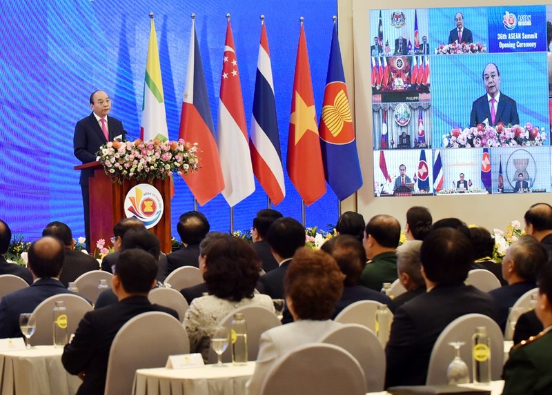Le PM vietnamien Nguyen Xuan Phuc lors de la cérémonie d’ouverture du 36e Sommet de l’ASEAN. Photo : Tran Hai/NDEL.