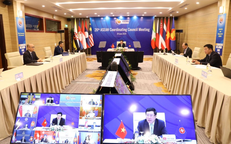 Une vue générale de la 26e réunion du Conseil de coordination de l’ASEAN à Hanoi. Photo: MOFA