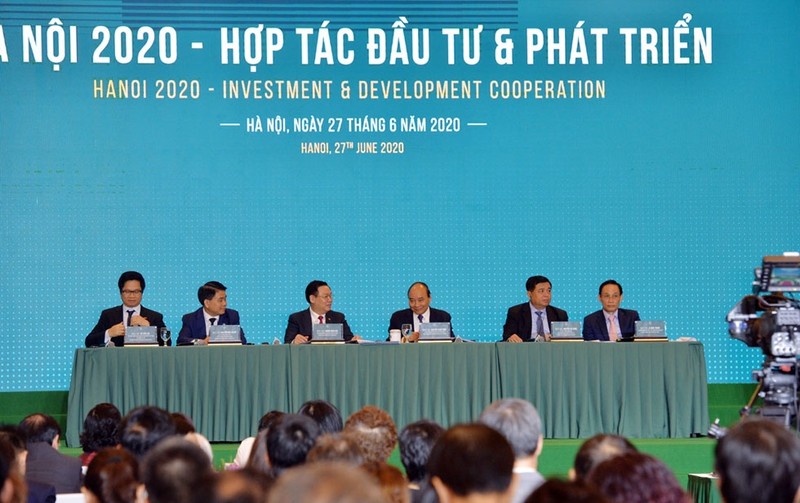 La conférence « Hanoi 2020 – Coopération dans l’investissement et le développement » tenue à Hanoi. Photo : Hanoimoi.