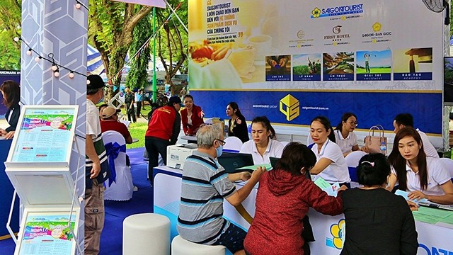 Un stand de Saigontourist lors de la 16e Journée du tourisme de Hô Chi Minh-Ville 2020. Photo : vnexpress.net.