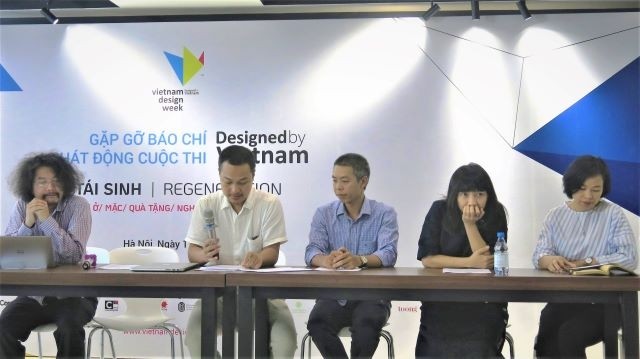 Point presse pour lancer le concours « Designed by Vietnam ». Photo : Linh Hoàng/NDEL.