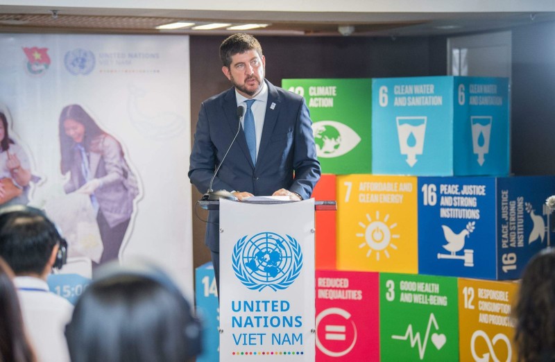 Le représentant en chef du bureau de l’UNESCO au Vietnam et président du Groupe de la jeunesse des Nations Unies, Michael Croft. Photo : VNA.