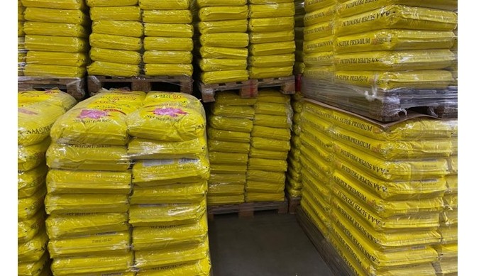 Riz vietnamien stocké dans un entrepôt en Suède. Photo : baohaiquan.