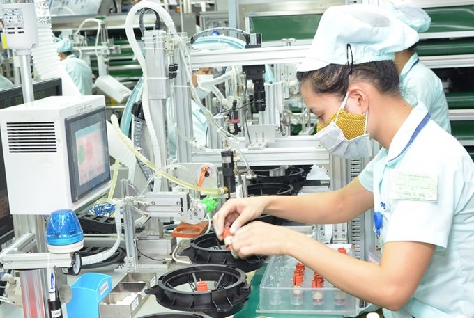 Au cours de la période 2021-2025, le Vietnam vise à attirer des capitaux enregistrés d’IDE d’environ 150 à 200 milliards dollars. Photo : VGP.