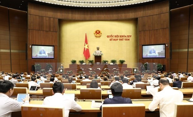 Une séance de la 10e session de l'Assemblée nationale de la XIVe législature. Photo : VNA.