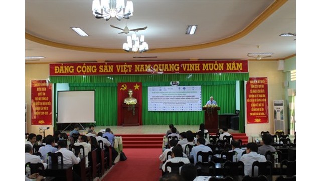 Conférence-bilan "Pratiques agricoles qui améliorent la qualité des sols pour une production rizicole durable dans le delta du Mékong" (SUSRICE), le 15 décembre dans la province de Vinh Long. Photo : ABV