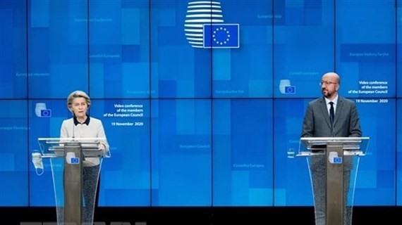 Le président du Conseil européen Charles Michel et la présidente de la Commission européenne Ursula von der Leyen. Photo : Xinhua/VNA.