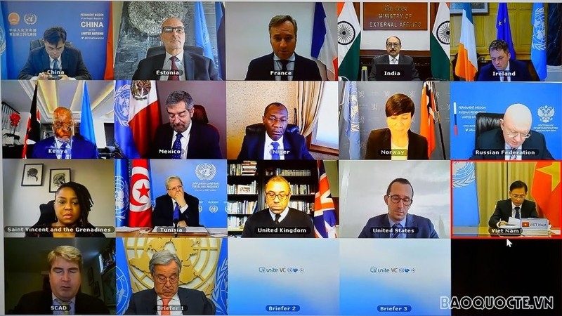 Réunion virtuelle de haut niveau sur « les difficultés du maintien de la paix et de la sécurité dans des contextes précaires » du Conseil de sécurité de l’ONU, le 6 janvier. Photo : VNA. 