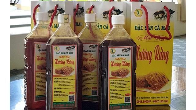Le miel de la forêt U Minh Ha parmi les 100 spécialités les plus célèbres du Vietnam. Photo : NDEL.