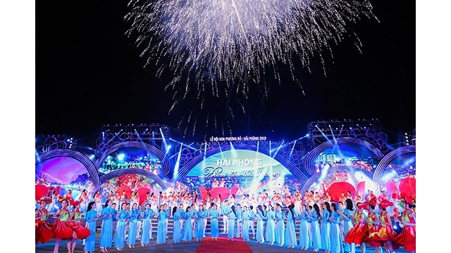 La ville de Hai Phong prévoit d’organiser le Festival des fleurs de flamboyant rouge 2021 aura lieu du 11 au 13 mai. Photo : VOV.