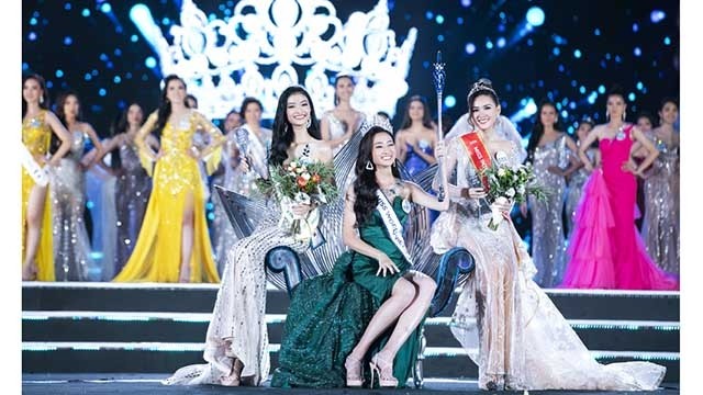 Les trois meilleures places de Miss Monde Vietnam 2019. Photo : laodongthudo.vn.