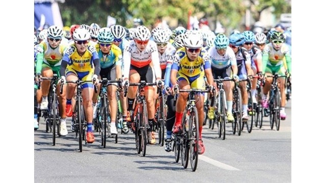 La course de cyclisme féminin de Binh Duong 2021, ou Coupe Biwase 2021, a lieu du 19 au 28 mars. Photo : SGGP.
