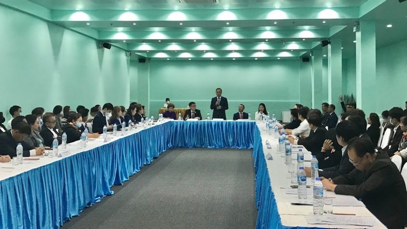 L'ambassadeur Phan Chi Thành prend la parole lors de la rencontre avec l’Association des Hommes d’affaires Thaïlande – Vietnam. Photo : BQT.