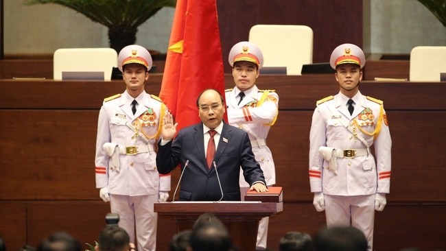Le président Nguyên Xuân Phuc prête serment. Photo : VGP.