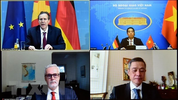 Lors de la 6e réunion virtuelle du groupe de direction stratégique Vietnam-Allemagne. Photo: VNA