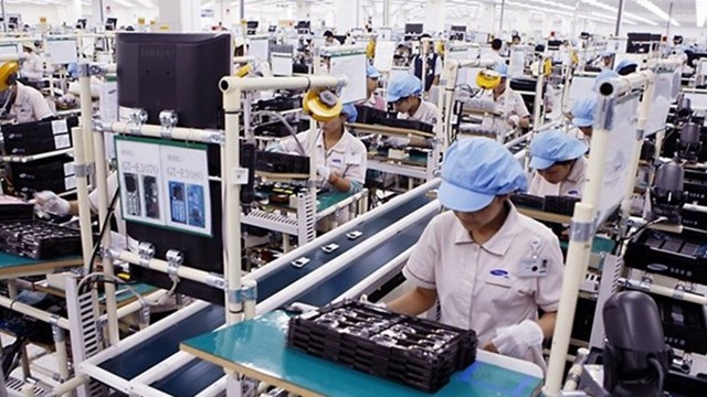 Le Vietnam exporte des produits électroniques vers les États-Unis. Photo : VNA