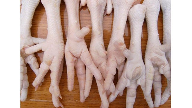 Les pattes de poulet font partie des principaux produits carnés du Vietnam exportés vers la République de Corée. Photo : nongnghiep.vn. 