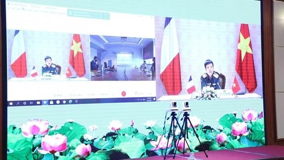 Réunion en ligne du Groupe de travail sur la coopération en matière de défense Vietnam - France, le 5 mai. Photo : VNA.