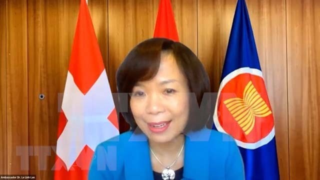 L'ambassadrice du Vietnam en Suisse, Lê Linh Lan. Photo : VNA
