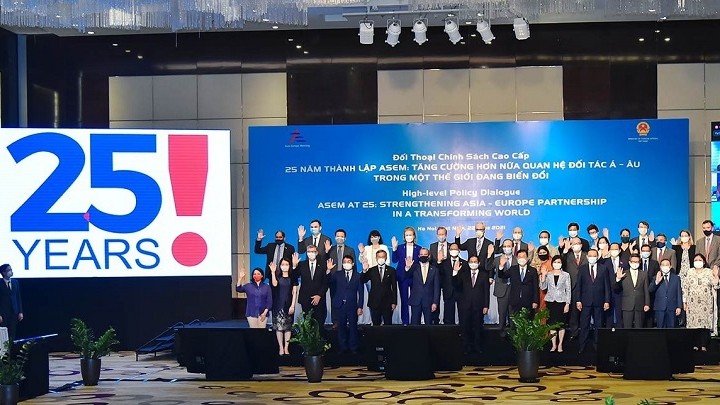  Des représentants des pays partenaires de l'ASEM et des organisations internationales à Hanoï le 22 juin. Photos : Baoquocte.