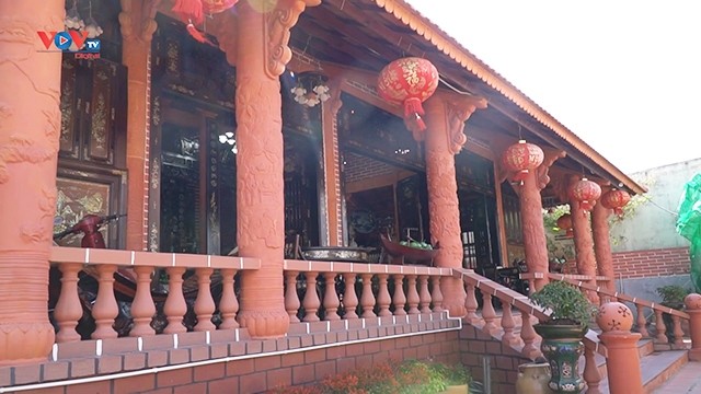 La maison en céramique rouge de Vinh Long