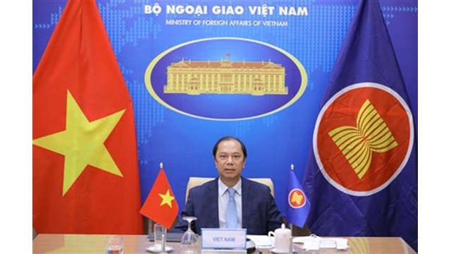 Le vice-ministre vietnamien des Affaires étrangères, Nguyên Quôc Dung, lors de l'événement, le 8 juillet à Hanoï. Photo : Nguyên Diêp/VNA
