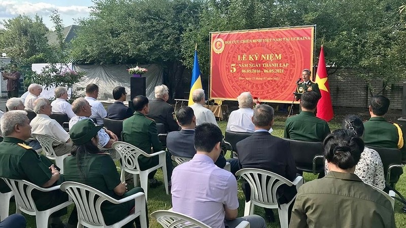 Cérémonie de célébration du 5e anniversaire de l’Association des vétérans vietnamiens en Ukraine. Photo : baoquocte.vn