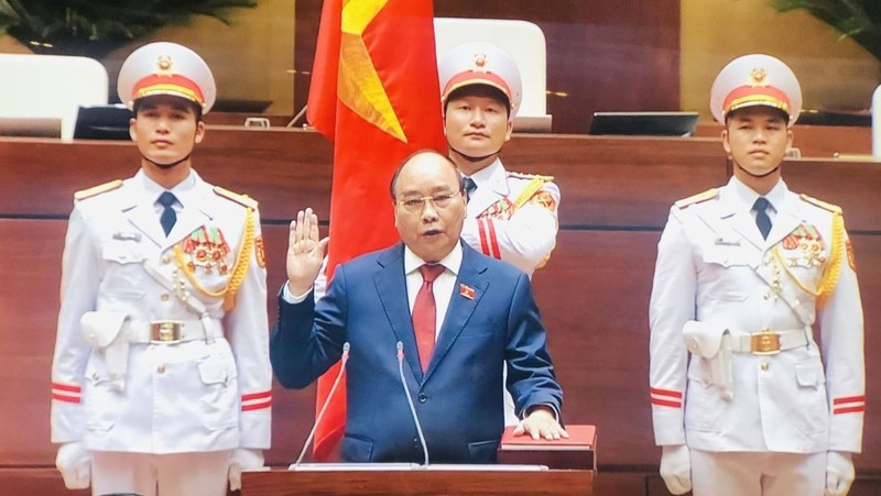  Le Président Nguyên Xuân Phuc prête serment. Photo : baotintuc.vn