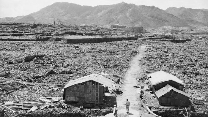 Une zone d'Hiroshima rasée par les bombes atomiques. Photo : Histoire.