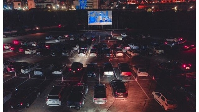 L'espace de projection des films à Ha Long Drive-in. Photo : Hạ Long Drive-in