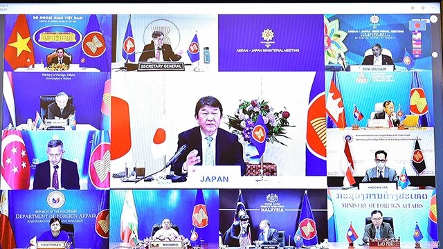 Conférence en ligne des ministres des Affaires étrangères de l'ASEAN - Japon. Photo : baoquocte.vn