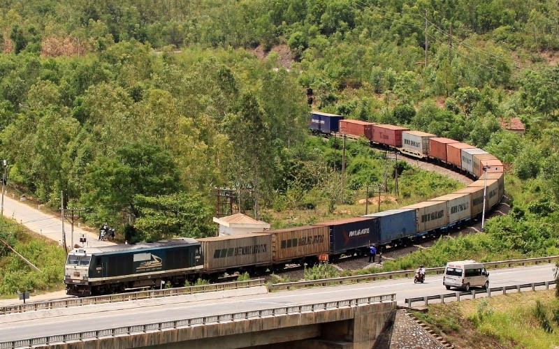 Le secteur ferroviaire vietnamien s'est efforcé ces dernières années de promouvoir les activités de transport et les services logistiques. Photo d'illustration : NDEL.