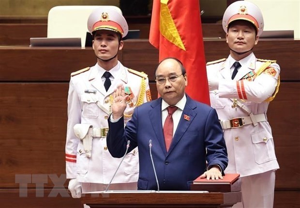 Le Président du Vietnam, Nguyên Xuân Phuc, prête serment. Photo : VNA.