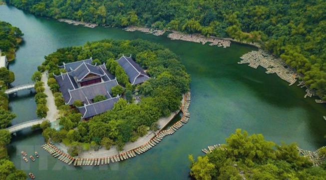 Le complexe paysager de Tràng An du Vietnam sera présenté dans une vidéo de promotion du tourisme en République de Corée. Photo : VNA.