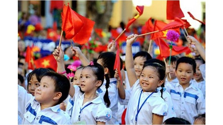 L'indice de développement humain (IDH) du Vietnam s'est progressivement amélioré et se classe 118 sur 189 pays. Photo : VNA.