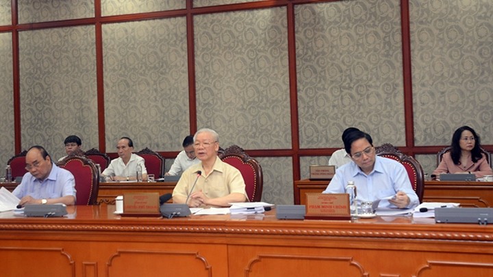 Le Secrétaire général du Parti, Nguyên Phu Trong, prend la parole lors de la réunion. Photo : NDEL.
