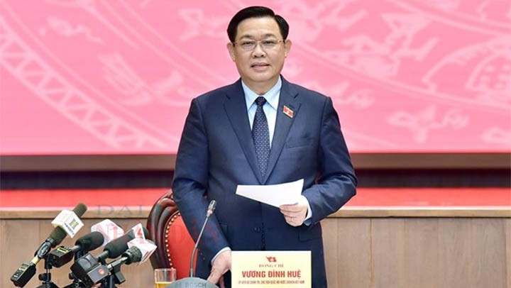 Le président de l'AN Vuong Dinh Huê. Photo : mattran.org.vn